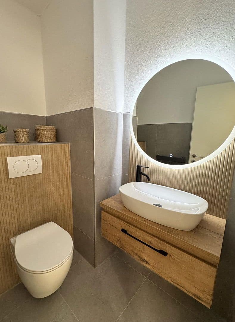 Prodej bytu 3+1 85 m², Hebbelweg 2, Bad Oeynhausen, Severní Porýní-Vestfálsko Prodej bytu 3+1 85 m², Hebbelweg 2, Bad Oeynhausen, Severní Porýní-Vestfálsko