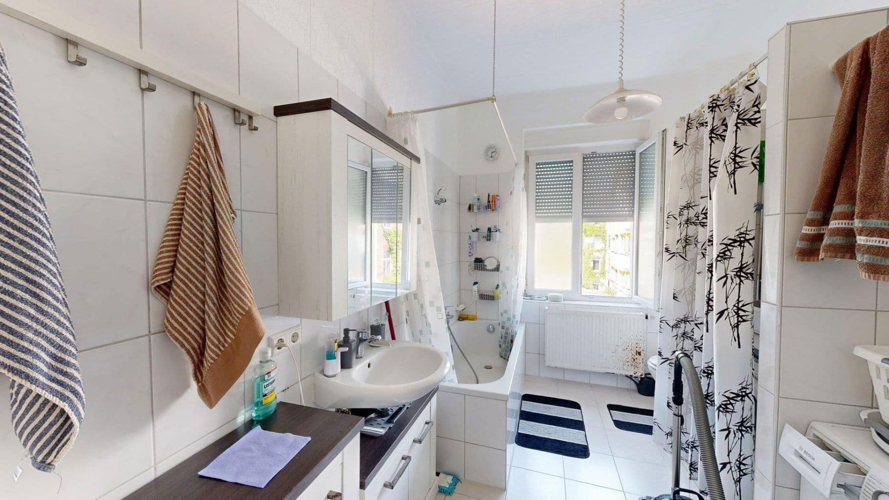 Prodej domu 223 m², pozemek 116 m², Scheuernbergstrasse, Pforzheim, Bádensko-Württembersko Prodej domu 223 m², pozemek 116 m², Scheuernbergstrasse, Pforzheim, Bádensko-Württembersko