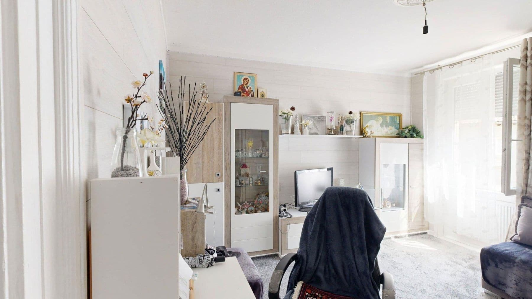 Prodej domu 223 m², pozemek 116 m², Scheuernbergstrasse, Pforzheim, Bádensko-Württembersko Prodej domu 223 m², pozemek 116 m², Scheuernbergstrasse, Pforzheim, Bádensko-Württembersko