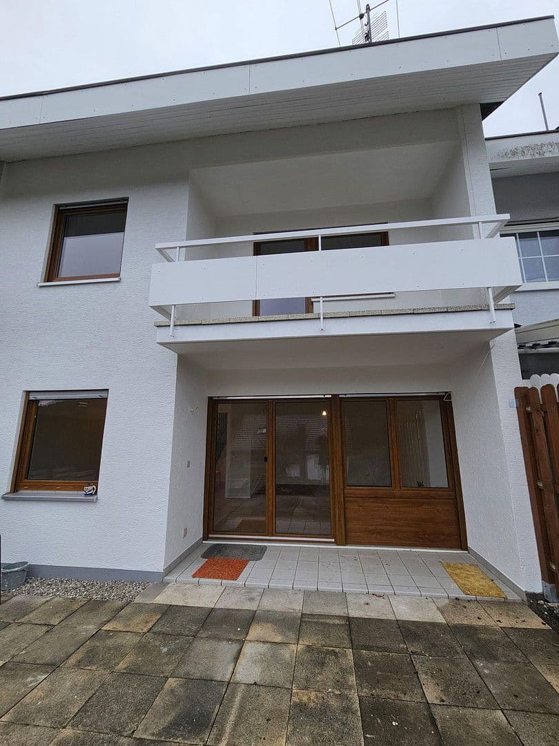 Prodej domu 153 m², pozemek 196 m², Seelbach, Bádensko-Württembersko Prodej domu 153 m², pozemek 196 m², Seelbach, Bádensko-Württembersko