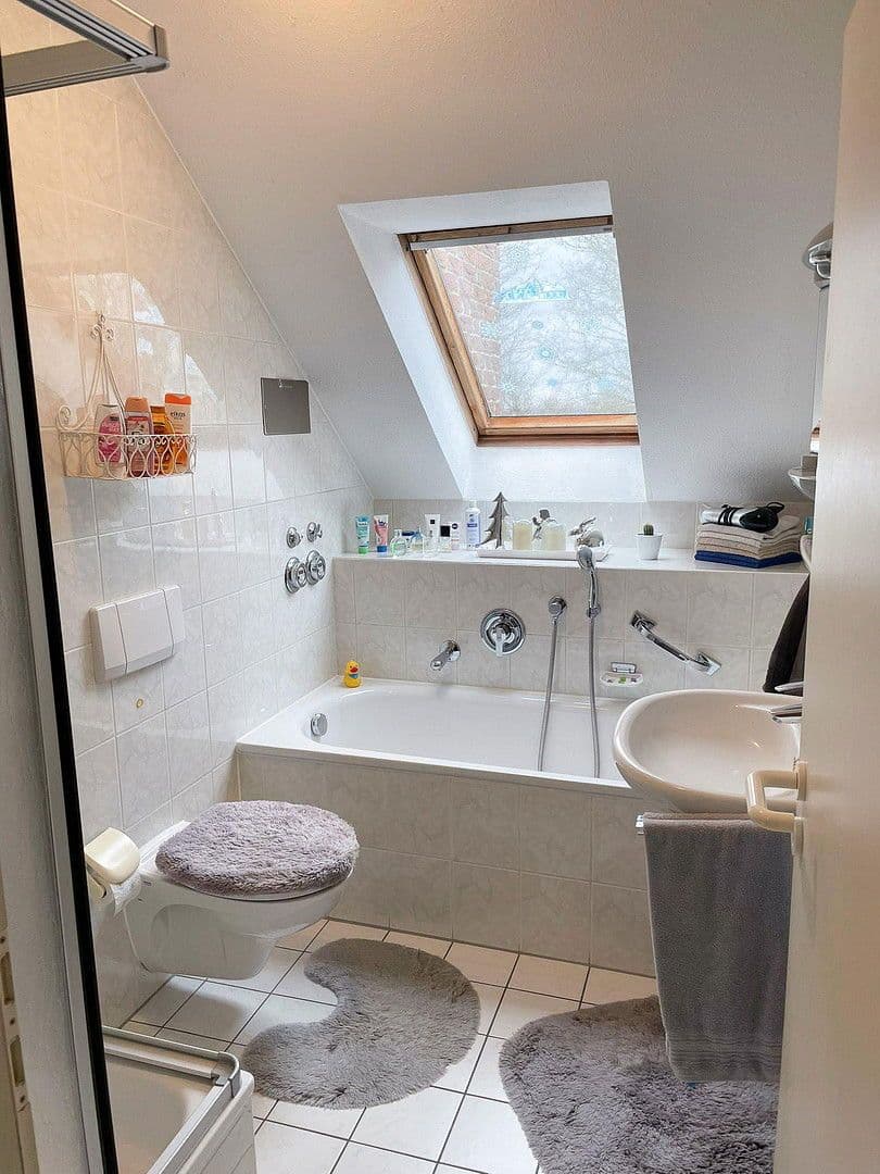 Prodej bytu 4+1 89 m², Ernst-Rein Strasse 94c, Bielefeld, Severní Porýní-Vestfálsko Prodej bytu 4+1 89 m², Ernst-Rein Strasse 94c, Bielefeld, Severní Porýní-Vestfálsko