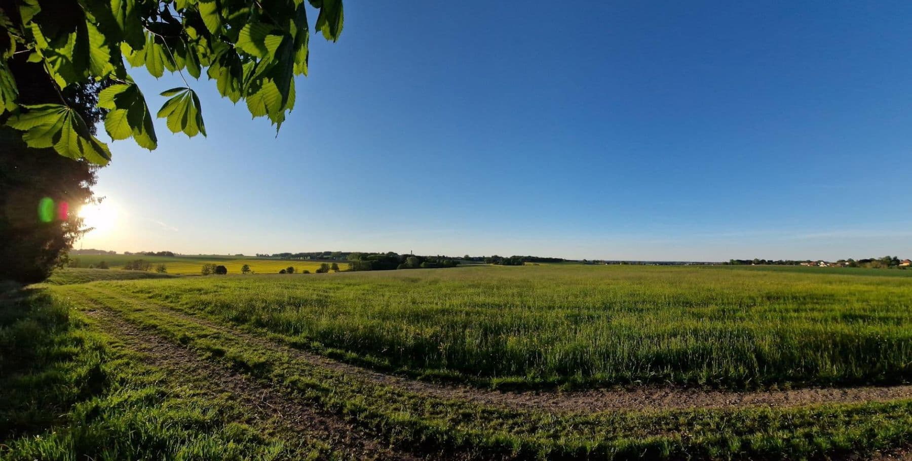 Prodej pozemku 290 m², Oberschweinbach, Bavorsko Prodej pozemku 290 m², Oberschweinbach, Bavorsko