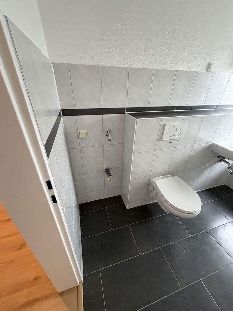 Pronájem bytu 3+1 82 m², Komturring 8, Hürth, Severní Porýní-Vestfálsko Pronájem bytu 3+1 82 m², Komturring 8, Hürth, Severní Porýní-Vestfálsko