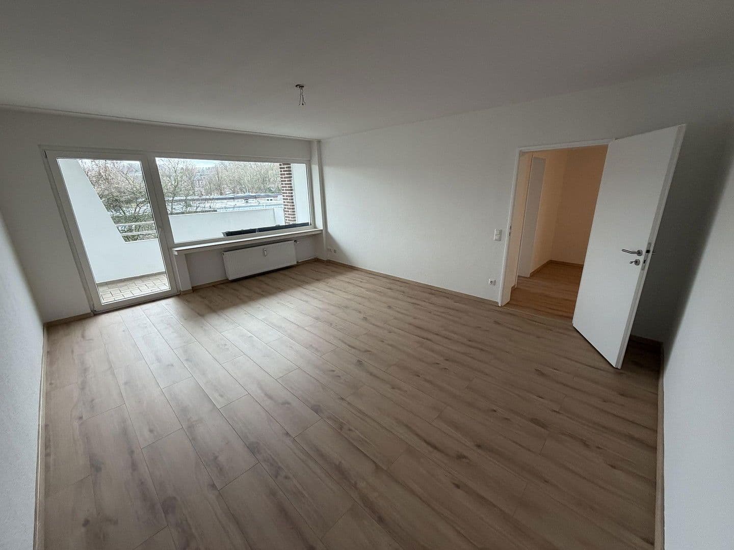 Pronájem bytu 3+1 82 m², Komturring 8, Hürth, Severní Porýní-Vestfálsko Pronájem bytu 3+1 82 m², Komturring 8, Hürth, Severní Porýní-Vestfálsko