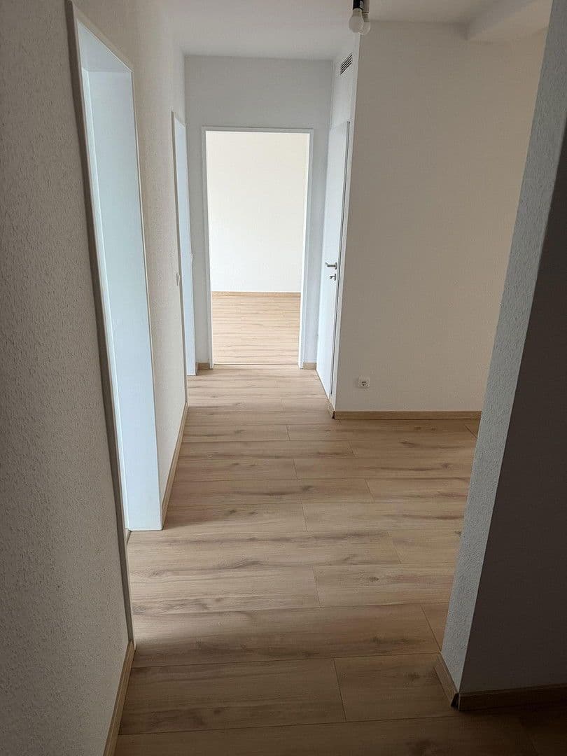 Pronájem bytu 3+1 82 m², Komturring 8, Hürth, Severní Porýní-Vestfálsko Pronájem bytu 3+1 82 m², Komturring 8, Hürth, Severní Porýní-Vestfálsko
