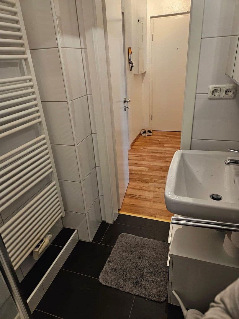 Pronájem bytu 2+1 46 m², Am Stockbrunnen 6, Bergisch Gladbach, Severní Porýní-Vestfálsko Pronájem bytu 2+1 46 m², Am Stockbrunnen 6, Bergisch Gladbach, Severní Porýní-Vestfálsko