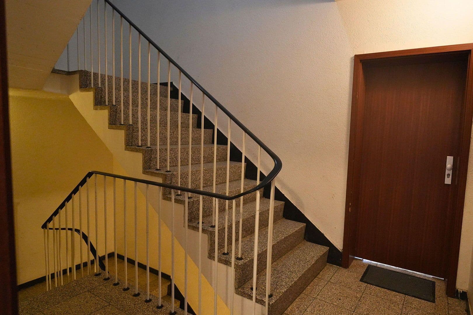 Pronájem bytu 3+1 58 m², Köln, Severní Porýní-Vestfálsko Pronájem bytu 3+1 58 m², Köln, Severní Porýní-Vestfálsko