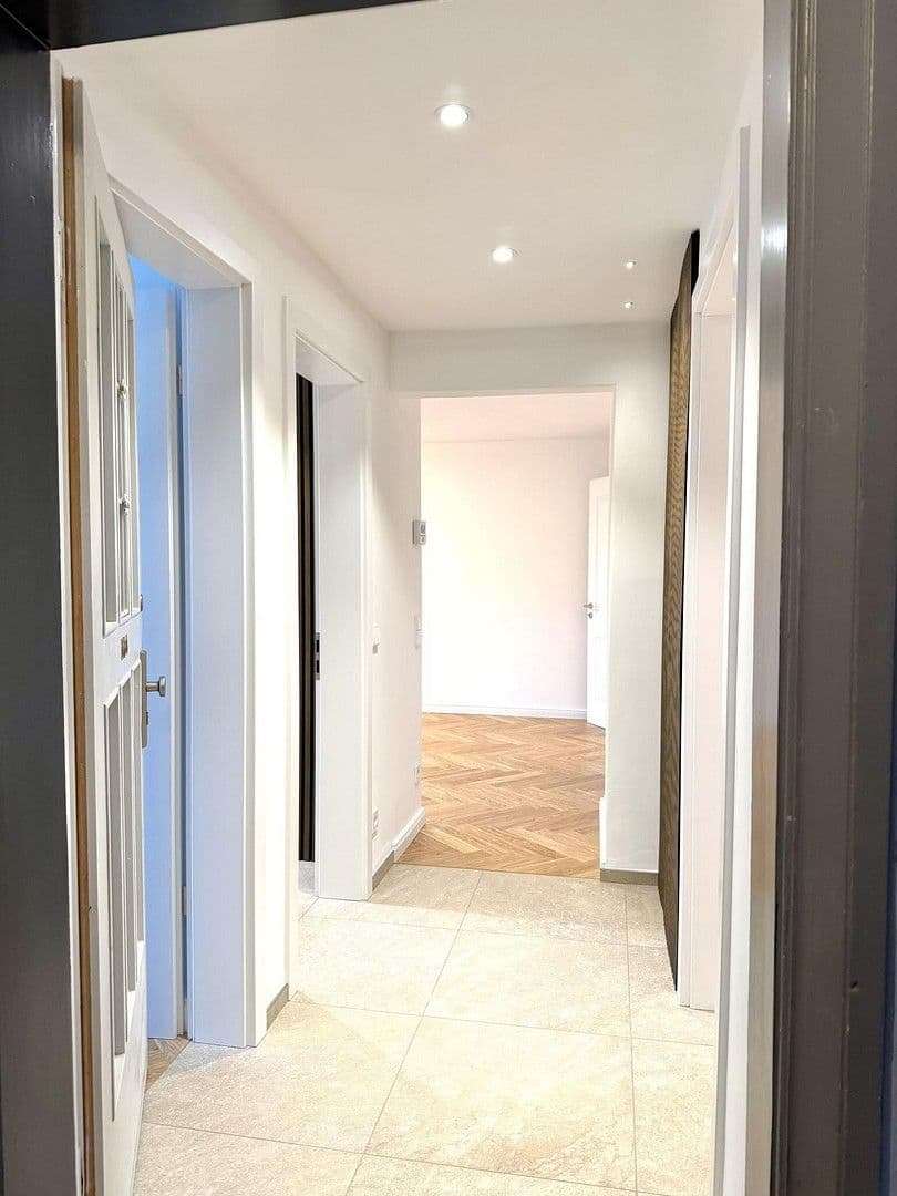 Prodej bytu 2+kk 60 m², Schellingstraße 11, Augsburg, Bavorsko Prodej bytu 2+kk 60 m², Schellingstraße 11, Augsburg, Bavorsko