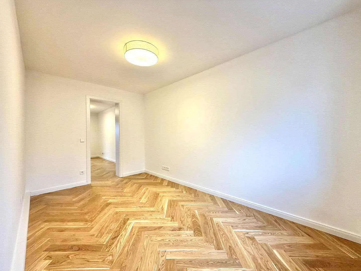 Prodej bytu 2+kk 60 m², Schellingstraße 11, Augsburg, Bavorsko Prodej bytu 2+kk 60 m², Schellingstraße 11, Augsburg, Bavorsko