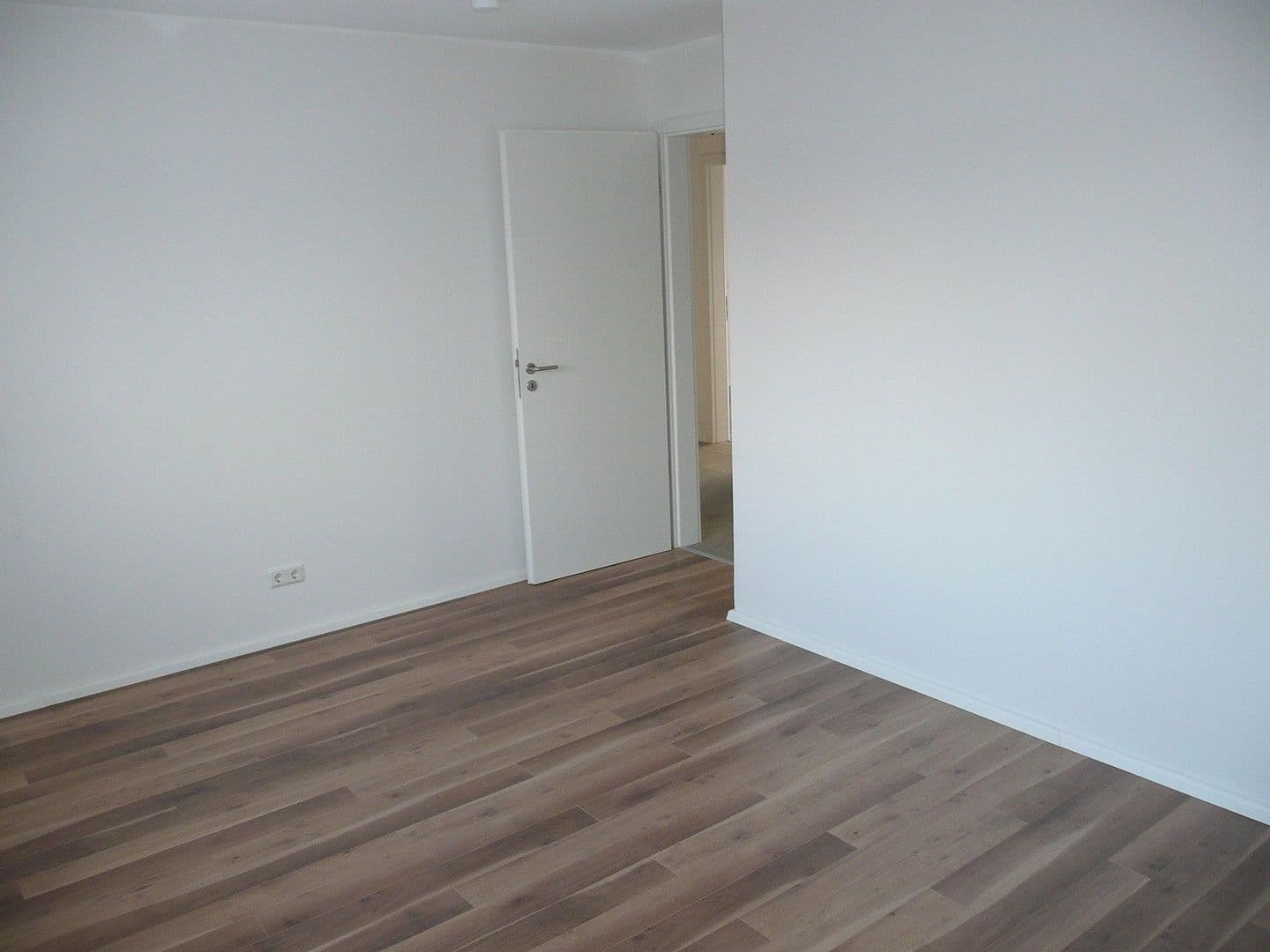 Pronájem bytu 3+1 81 m², Ommerbornstr. 5, Lindlar, Severní Porýní-Vestfálsko Pronájem bytu 3+1 81 m², Ommerbornstr. 5, Lindlar, Severní Porýní-Vestfálsko