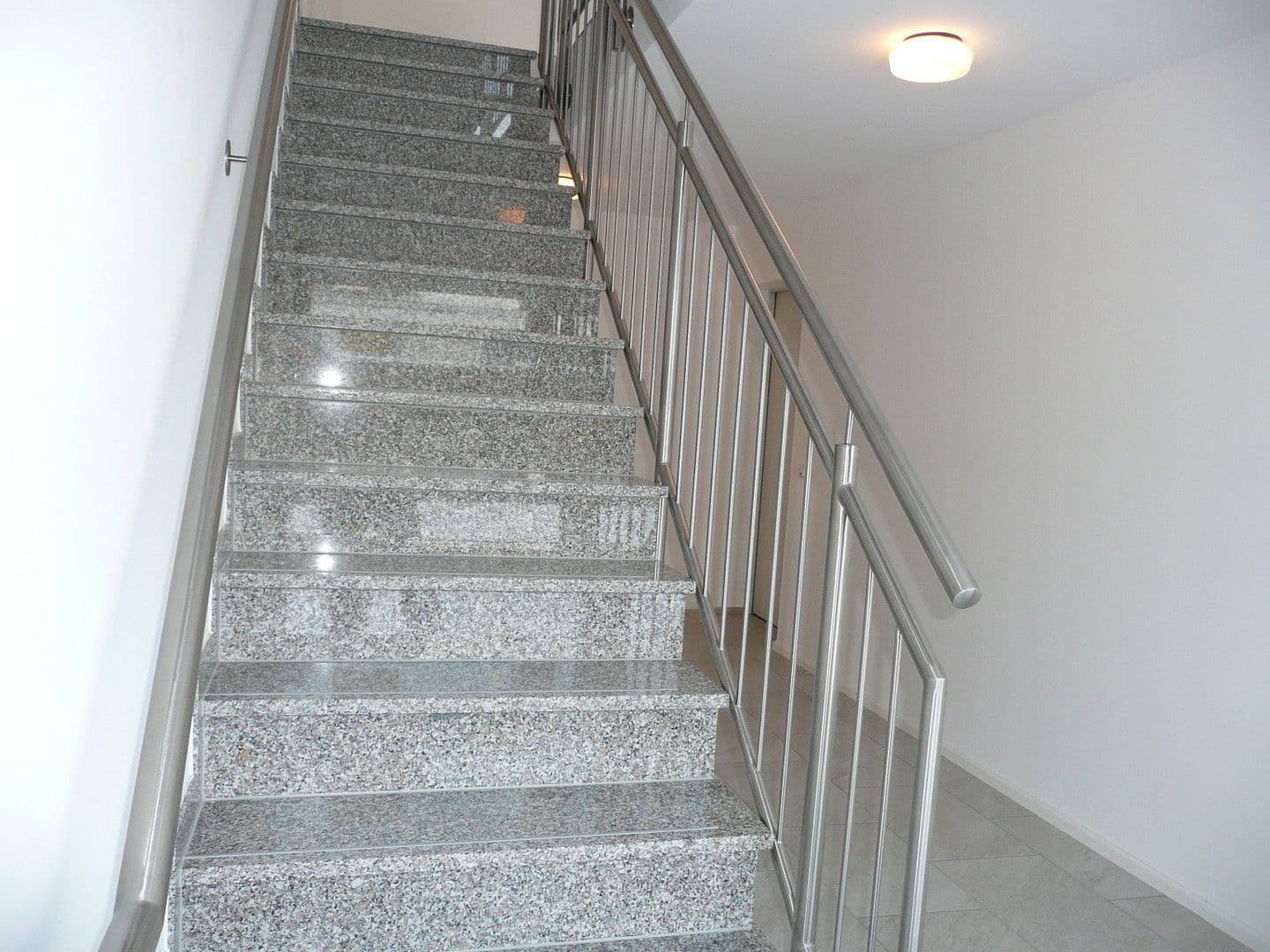 Pronájem bytu 3+1 81 m², Ommerbornstr. 5, Lindlar, Severní Porýní-Vestfálsko Pronájem bytu 3+1 81 m², Ommerbornstr. 5, Lindlar, Severní Porýní-Vestfálsko