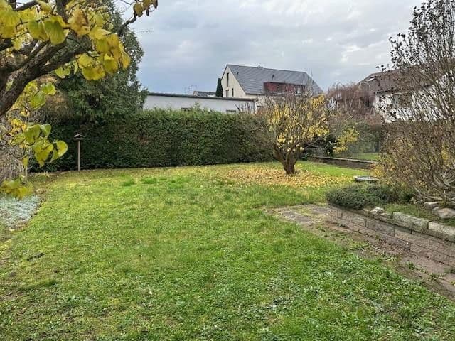 Prodej domu 273 m², pozemek 566 m², Karlsruhe, Bádensko-Württembersko Prodej domu 273 m², pozemek 566 m², Karlsruhe, Bádensko-Württembersko