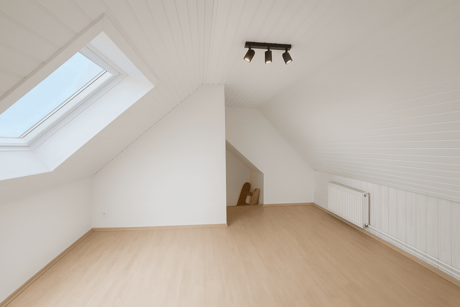 Pronájem bytu 4+1 78 m², Spraulache 27, Brühl, Bádensko-Württembersko Pronájem bytu 4+1 78 m², Spraulache 27, Brühl, Bádensko-Württembersko