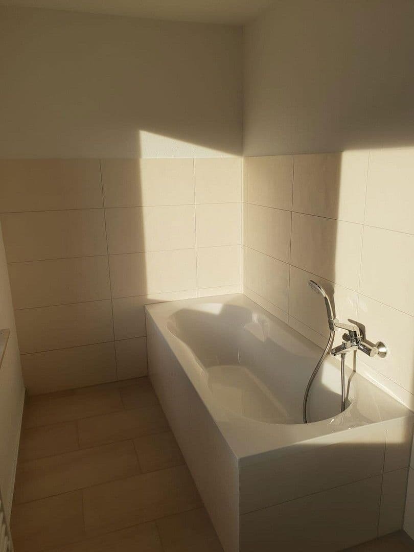 Pronájem bytu 3+1 80 m², Altes Dorf 20, Stendal, Sasko-Anhaltsko Pronájem bytu 3+1 80 m², Altes Dorf 20, Stendal, Sasko-Anhaltsko