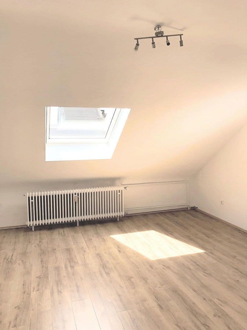 Prodej bytu 3+1 59 m², Wuppertal, Severní Porýní-Vestfálsko Prodej bytu 3+1 59 m², Wuppertal, Severní Porýní-Vestfálsko