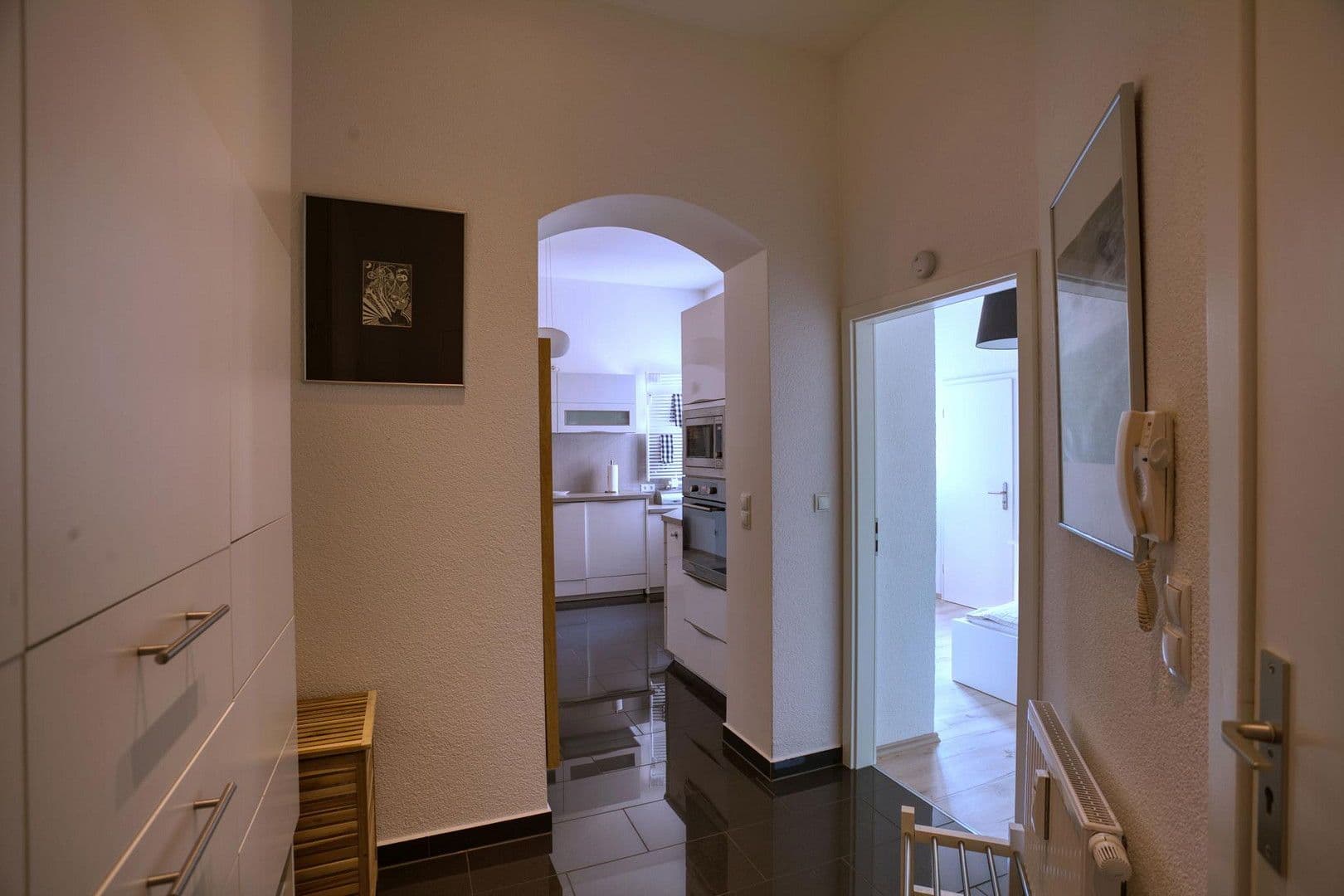 Prodej bytu 2+1 54 m², Ringbahnstr. 12, Berlin, Berlín Prodej bytu 2+1 54 m², Ringbahnstr. 12, Berlin, Berlín