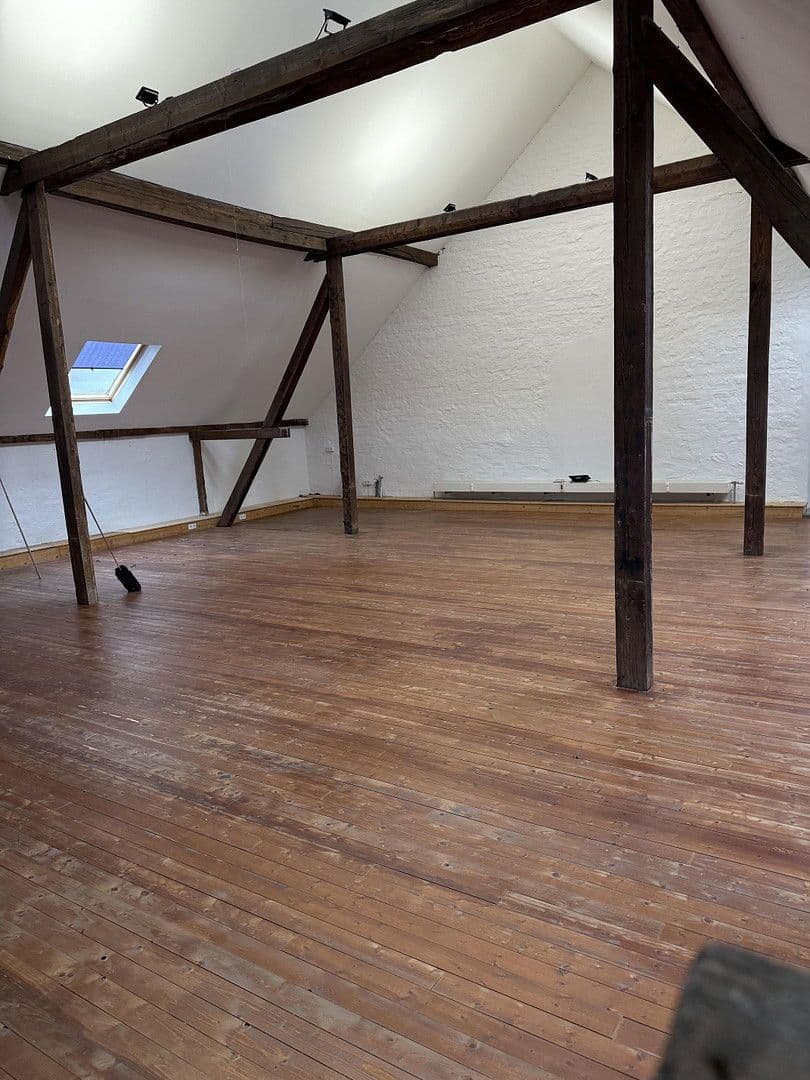 Pronájem kanceláře 135 m², Oberbenrader Straße 51, Krefeld, Severní Porýní-Vestfálsko Pronájem kanceláře 135 m², Oberbenrader Straße 51, Krefeld, Severní Porýní-Vestfálsko