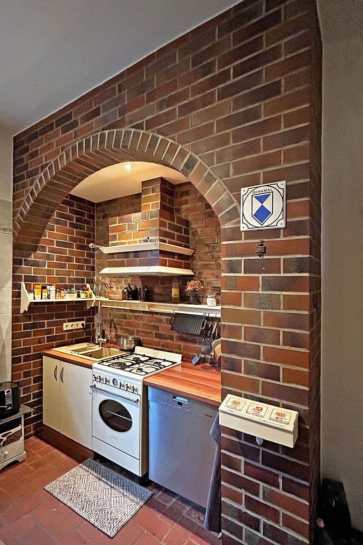 Prodej domu 214 m², pozemek 903 m², Potsdam, Braniborsko Prodej domu 214 m², pozemek 903 m², Potsdam, Braniborsko