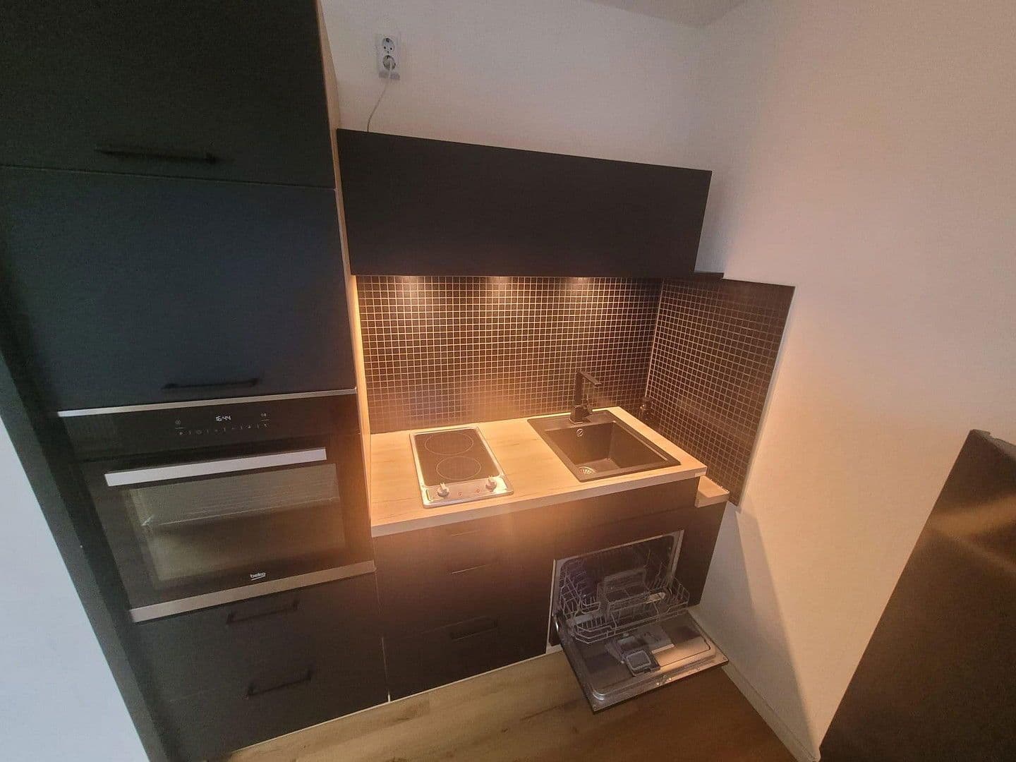 Pronájem bytu 1+1 38 m², Dürerstraße 27, Bielefeld, Severní Porýní-Vestfálsko Pronájem bytu 1+1 38 m², Dürerstraße 27, Bielefeld, Severní Porýní-Vestfálsko