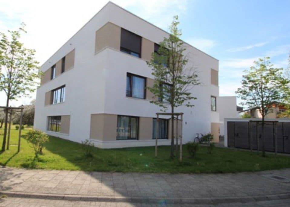 Pronájem bytu 2+1 50 m², Bismarckstraße 34, Schorndorf, Bádensko-Württembersko Pronájem bytu 2+1 50 m², Bismarckstraße 34, Schorndorf, Bádensko-Württembersko