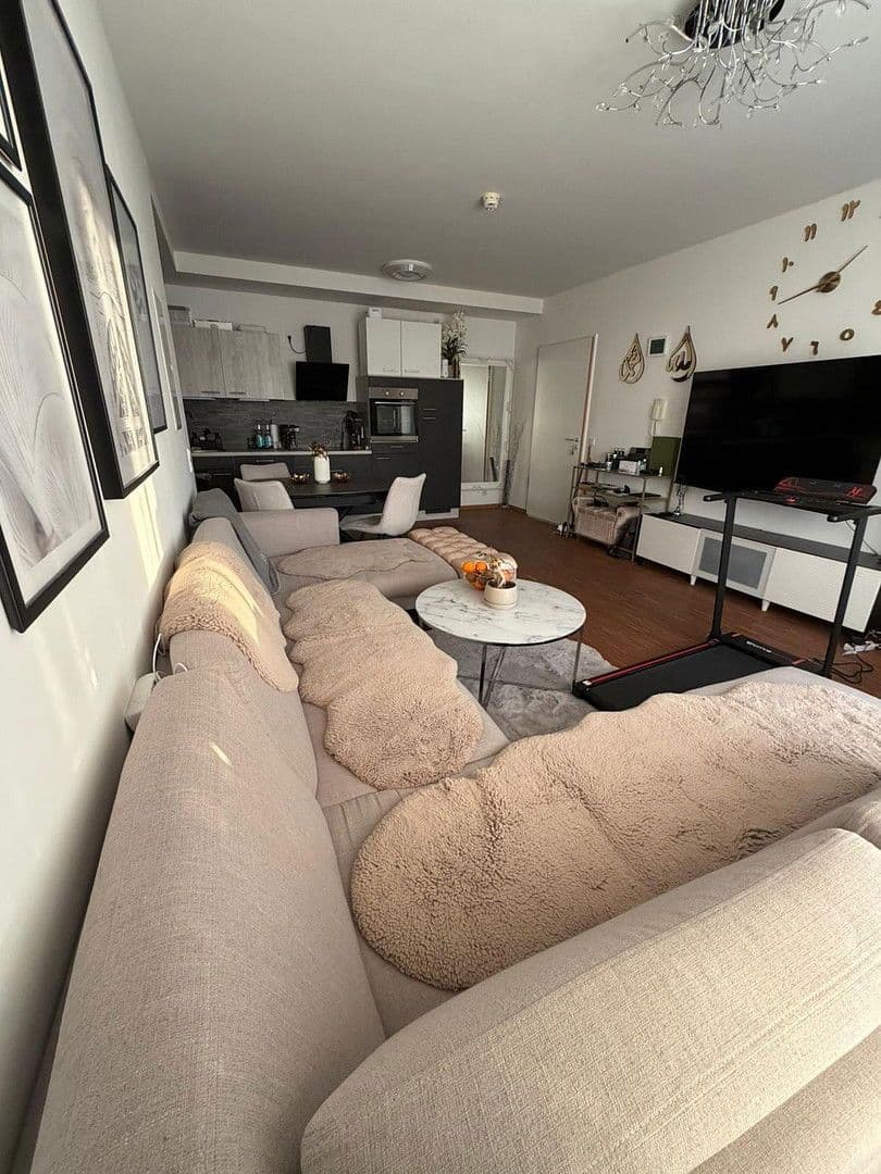 Pronájem bytu 2+1 50 m², Bismarckstraße 34, Schorndorf, Bádensko-Württembersko Pronájem bytu 2+1 50 m², Bismarckstraße 34, Schorndorf, Bádensko-Württembersko