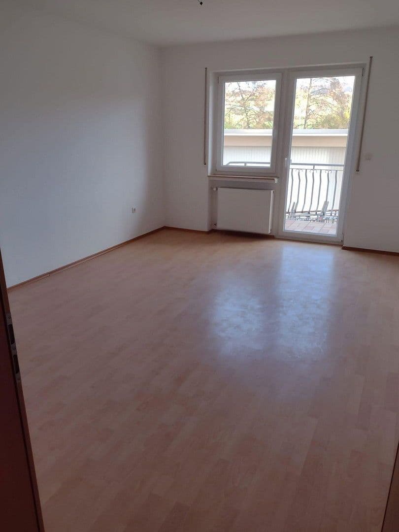 Pronájem bytu 3+1 108 m², Eltville am Rhein, Hessen Pronájem bytu 3+1 108 m², Eltville am Rhein, Hessen