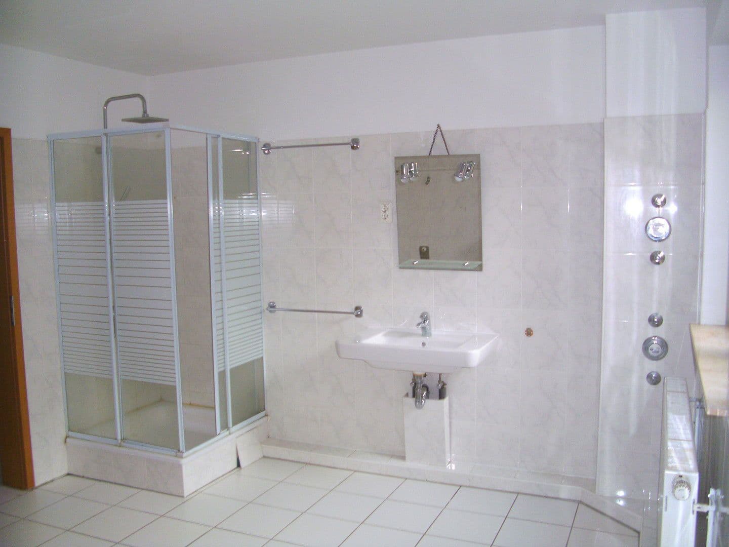 Prodej domu 428 m², pozemek 800 m², Neumünster, Šlesvicko-Holštýnsko Prodej domu 428 m², pozemek 800 m², Neumünster, Šlesvicko-Holštýnsko