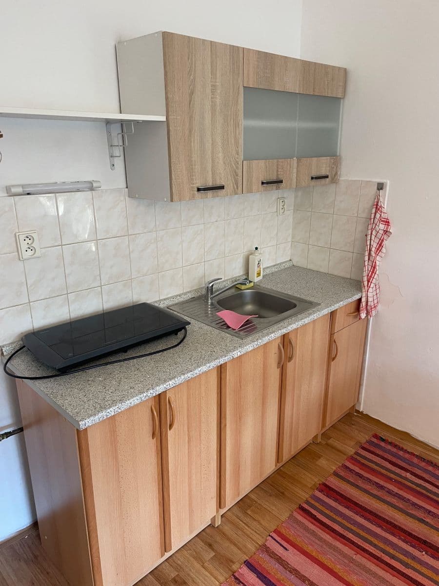 Pronájem bytu 1+kk 26 m², U Ladronky, Praha, Praha Pronájem bytu 1+kk 26 m², U Ladronky, Praha, Praha