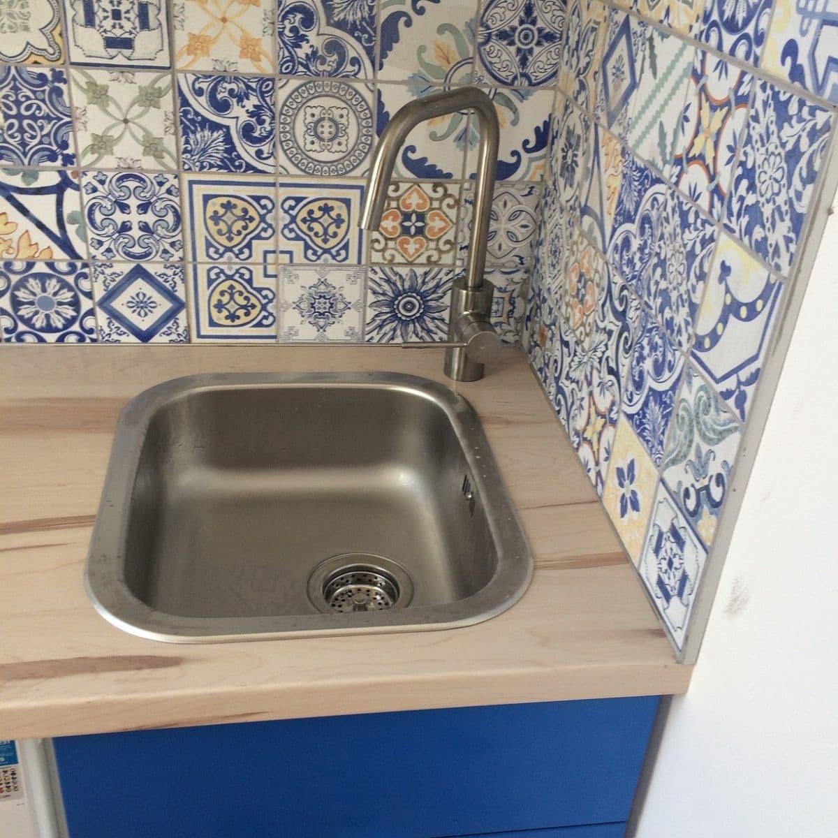 Pronájem bytu 1+kk 20 m², Týmlova, Praha, Praha Pronájem bytu 1+kk 20 m², Týmlova, Praha, Praha