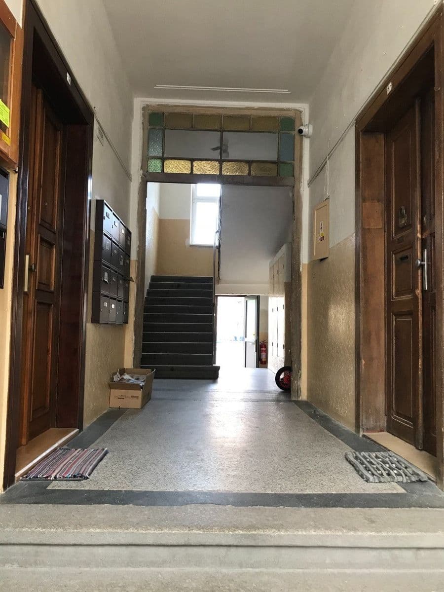 Pronájem bytu 1+kk 20 m², Týmlova, Praha, Praha Pronájem bytu 1+kk 20 m², Týmlova, Praha, Praha