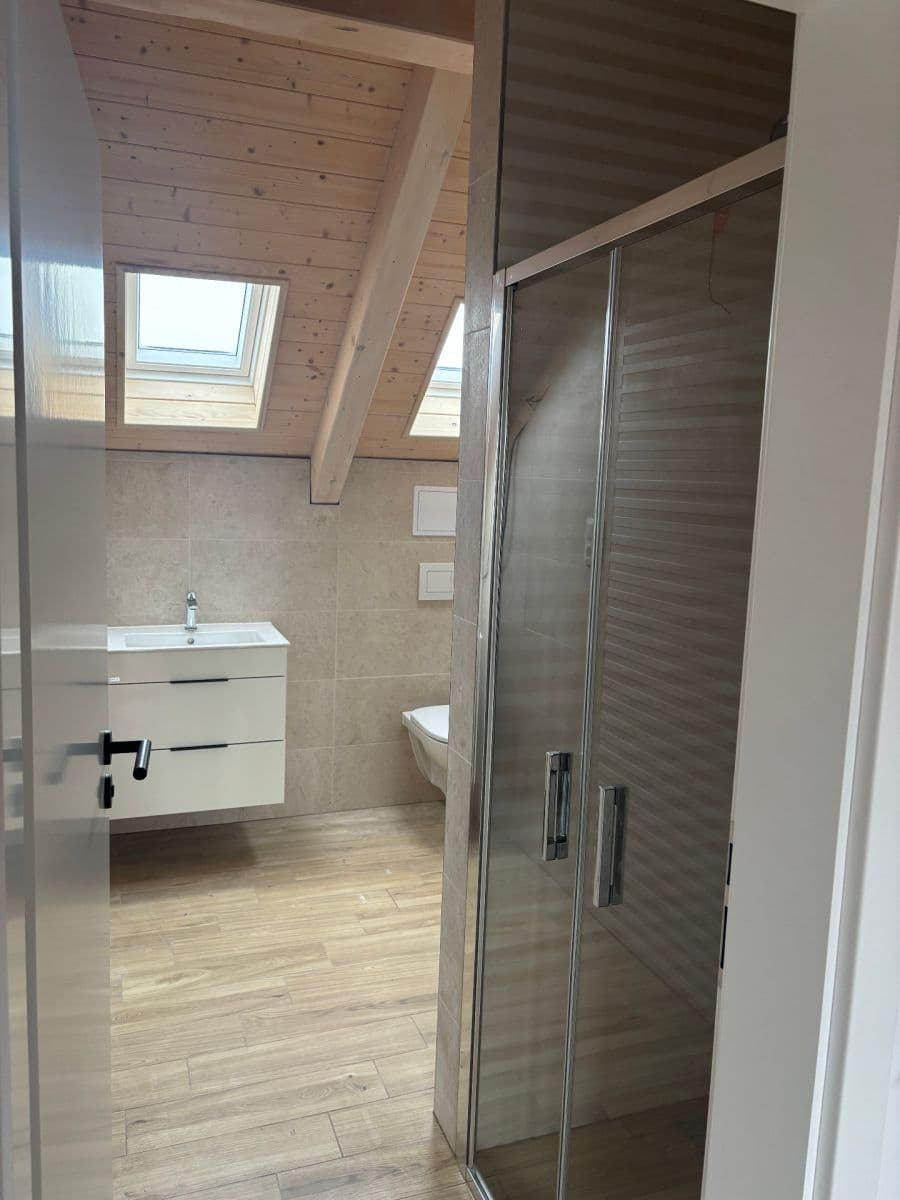 Pronájem bytu 2+kk 40 m², Hněvotín, Olomoucký kraj Pronájem bytu 2+kk 40 m², Hněvotín, Olomoucký kraj