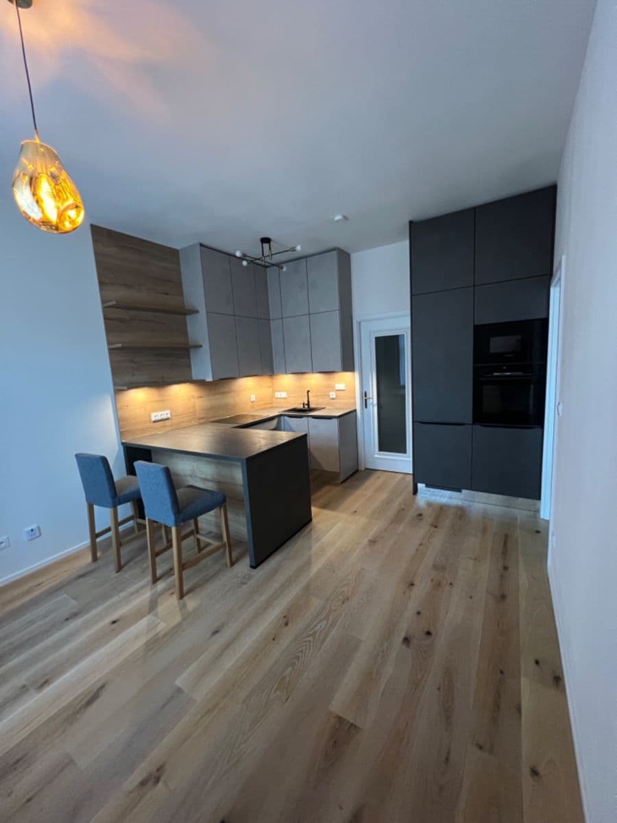 Pronájem bytu 2+kk 41 m², Tachovské náměstí, Praha, Praha Pronájem bytu 2+kk 41 m², Tachovské náměstí, Praha, Praha