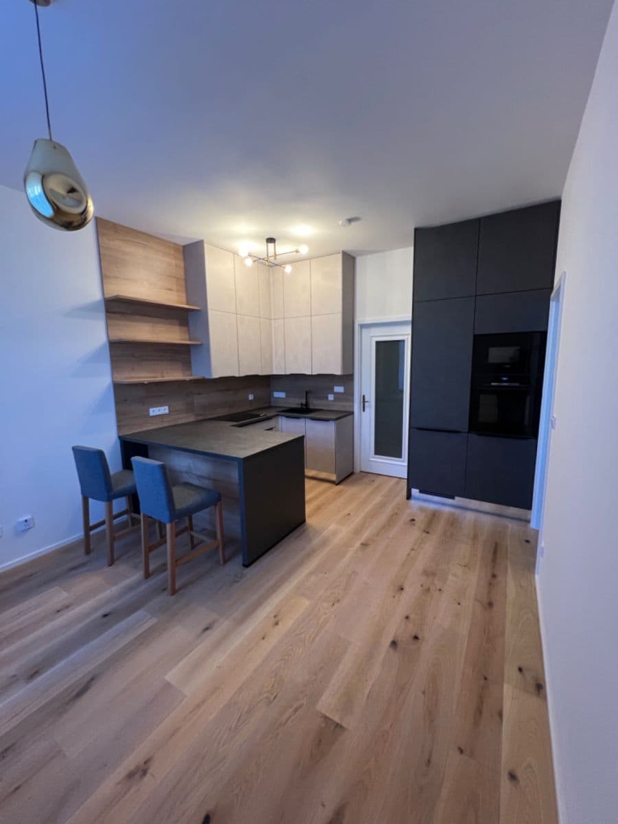 Pronájem bytu 2+kk 41 m², Tachovské náměstí, Praha, Praha Pronájem bytu 2+kk 41 m², Tachovské náměstí, Praha, Praha