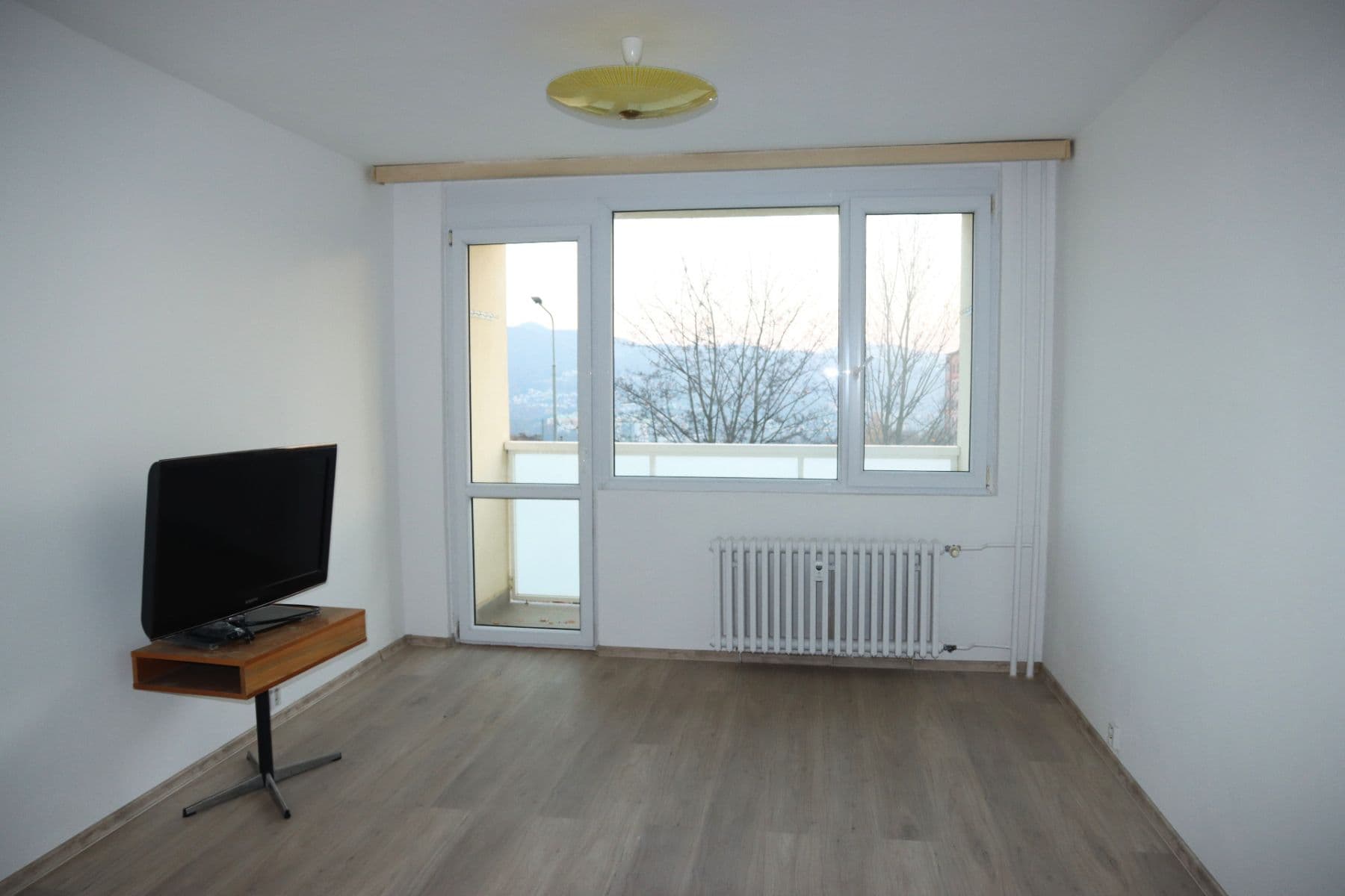 Pronájem bytu 3+1 82 m², Kmochova, Ústí nad Labem, Ústecký kraj Pronájem bytu 3+1 82 m², Kmochova, Ústí nad Labem, Ústecký kraj
