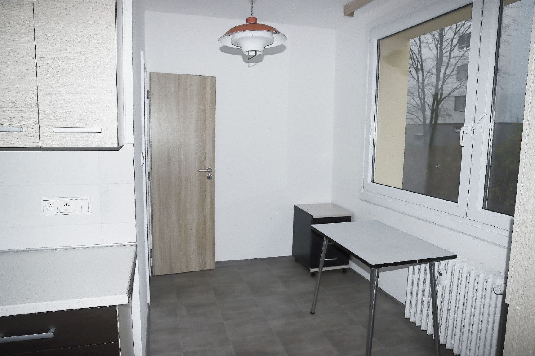 Pronájem bytu 3+1 82 m², Kmochova, Ústí nad Labem, Ústecký kraj Pronájem bytu 3+1 82 m², Kmochova, Ústí nad Labem, Ústecký kraj