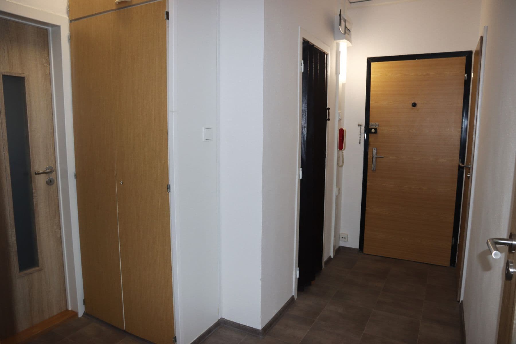 Pronájem bytu 3+1 82 m², Kmochova, Ústí nad Labem, Ústecký kraj Pronájem bytu 3+1 82 m², Kmochova, Ústí nad Labem, Ústecký kraj