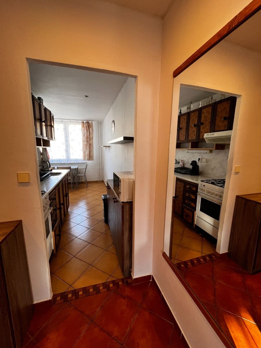 Pronájem bytu 2+1 64 m², Oldřichova, Liberec, Liberecký kraj Pronájem bytu 2+1 64 m², Oldřichova, Liberec, Liberecký kraj