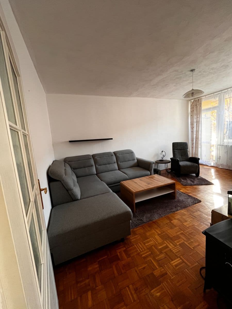 Pronájem bytu 2+1 64 m², Oldřichova, Liberec, Liberecký kraj Pronájem bytu 2+1 64 m², Oldřichova, Liberec, Liberecký kraj