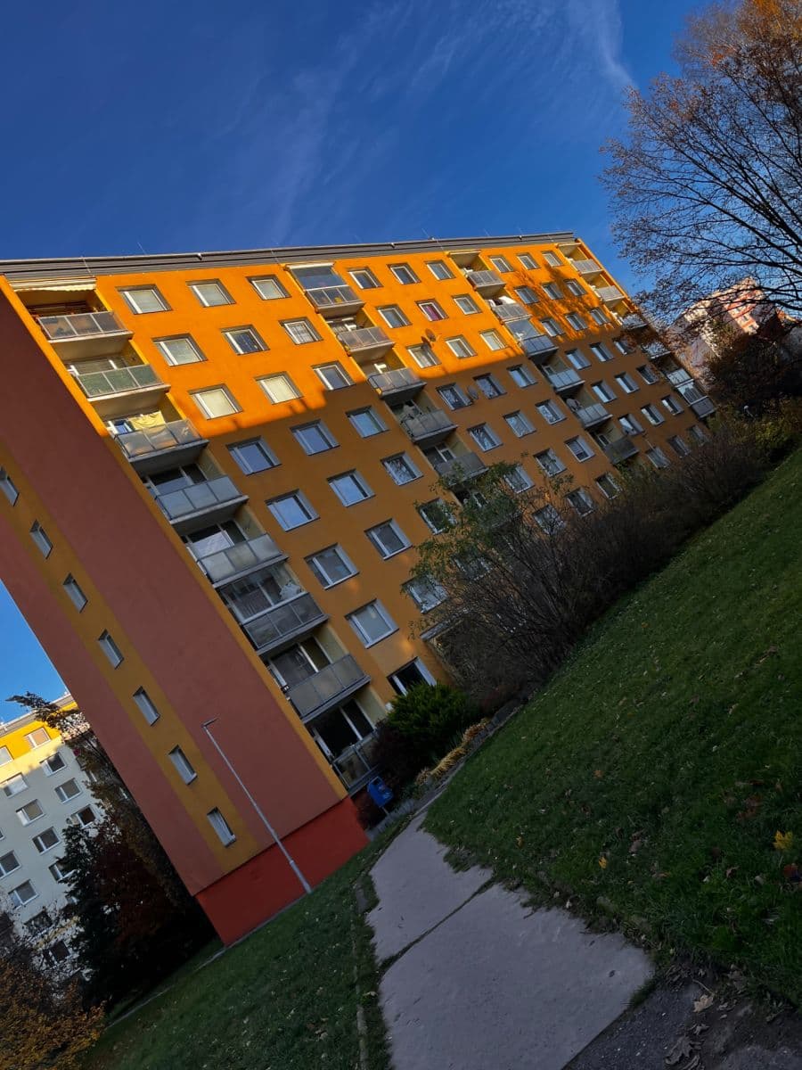 Pronájem bytu 2+1 64 m², Oldřichova, Liberec, Liberecký kraj Pronájem bytu 2+1 64 m², Oldřichova, Liberec, Liberecký kraj