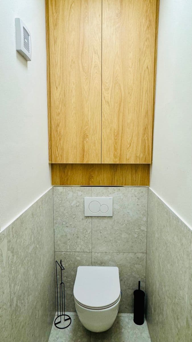 Pronájem bytu 2+kk 60 m², Lotyšská, Praha, Praha Pronájem bytu 2+kk 60 m², Lotyšská, Praha, Praha