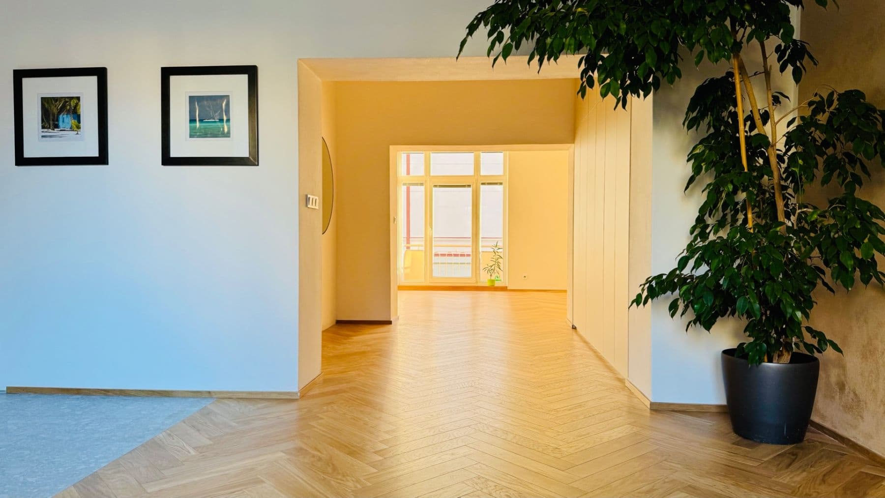 Pronájem bytu 2+kk 60 m², Lotyšská, Praha, Praha Pronájem bytu 2+kk 60 m², Lotyšská, Praha, Praha