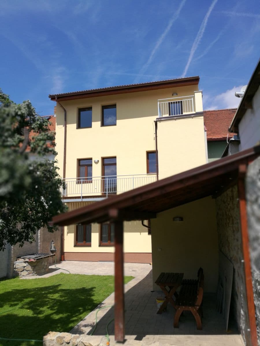 Pronájem bytu 1+kk 45 m², Žižkova třída, Písek, Jihočeský kraj Pronájem bytu 1+kk 45 m², Žižkova třída, Písek, Jihočeský kraj