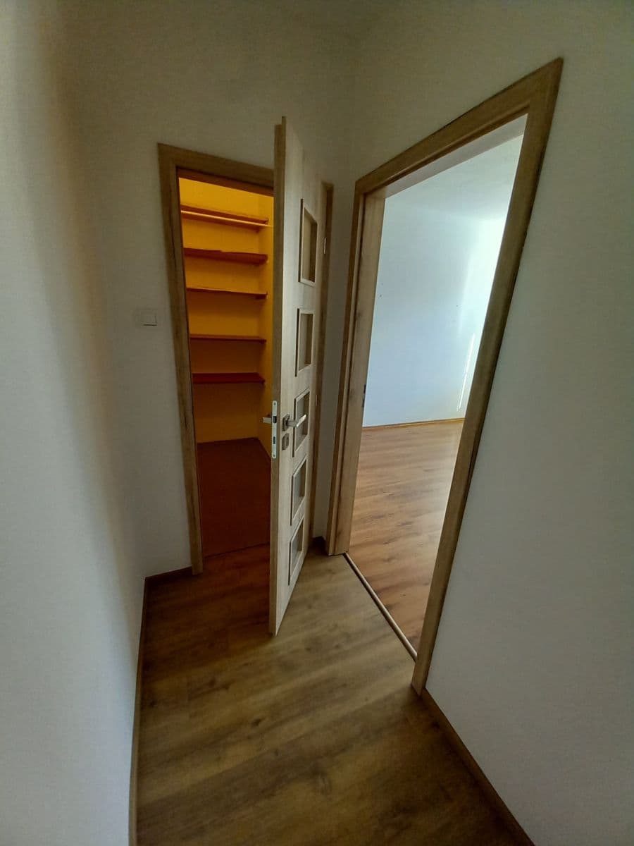 Prodej bytu 3+kk 69 m², Loucká, Znojmo, Jihomoravský kraj Prodej bytu 3+kk 69 m², Loucká, Znojmo, Jihomoravský kraj