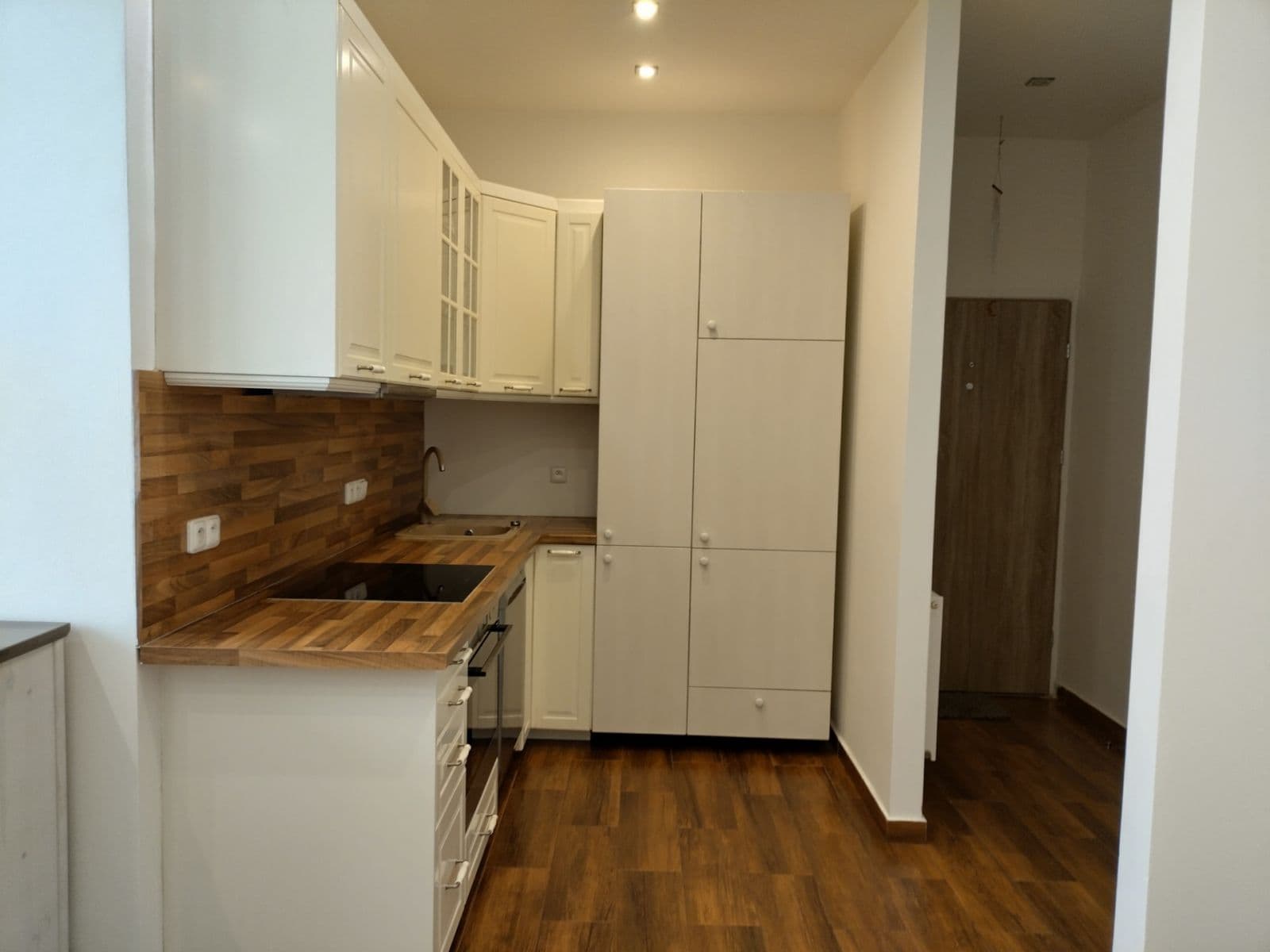 Pronájem bytu 2+kk 60 m², Cyrila Boudy, Kladno, Středočeský kraj Pronájem bytu 2+kk 60 m², Cyrila Boudy, Kladno, Středočeský kraj