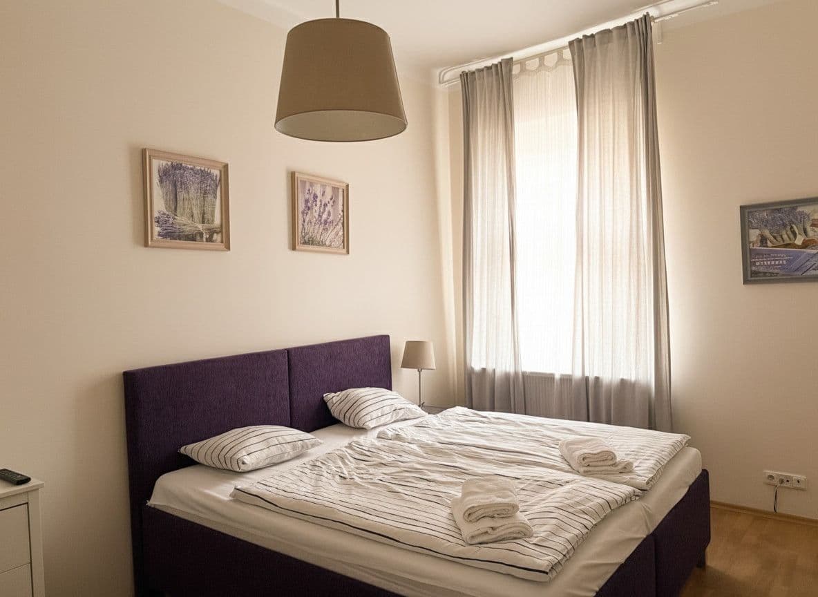 Pronájem bytu 80 m², Petrská, Praha, Praha Pronájem bytu 80 m², Petrská, Praha, Praha