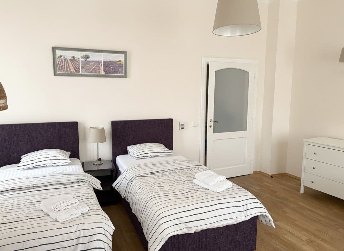 Pronájem bytu 80 m², Petrská, Praha, Praha Pronájem bytu 80 m², Petrská, Praha, Praha