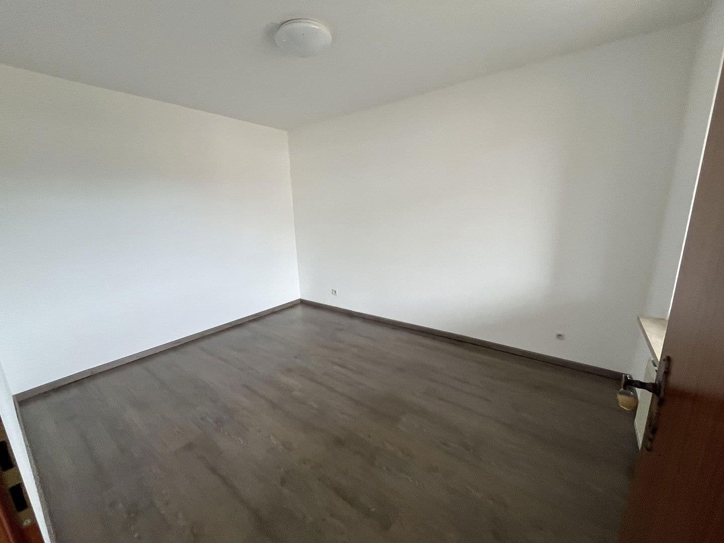 Prodej bytu 2+1 57 m², Ulzburger Str 142, Norderstedt, Šlesvicko-Holštýnsko Prodej bytu 2+1 57 m², Ulzburger Str 142, Norderstedt, Šlesvicko-Holštýnsko