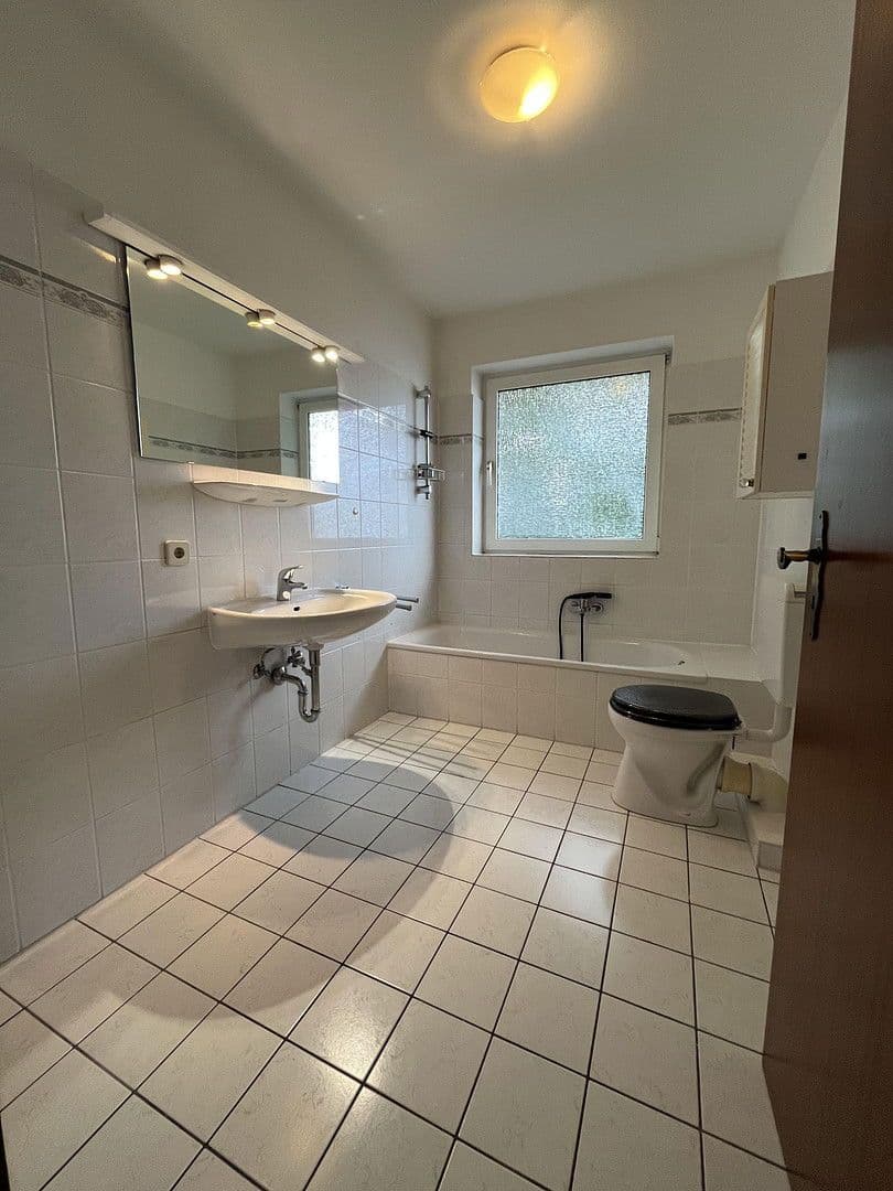 Prodej bytu 2+1 57 m², Ulzburger Str 142, Norderstedt, Šlesvicko-Holštýnsko Prodej bytu 2+1 57 m², Ulzburger Str 142, Norderstedt, Šlesvicko-Holštýnsko