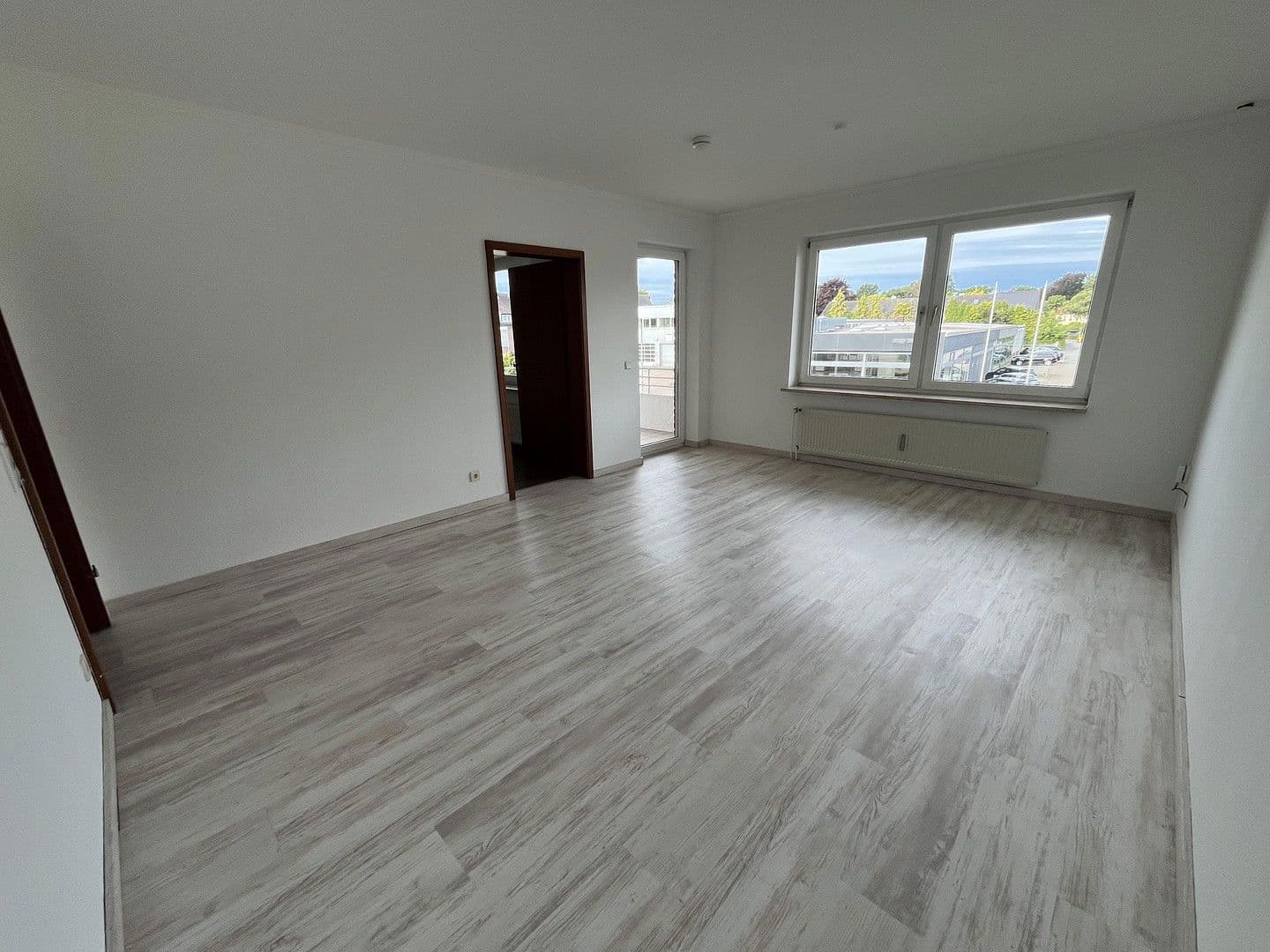 Prodej bytu 2+1 57 m², Ulzburger Str 142, Norderstedt, Šlesvicko-Holštýnsko Prodej bytu 2+1 57 m², Ulzburger Str 142, Norderstedt, Šlesvicko-Holštýnsko