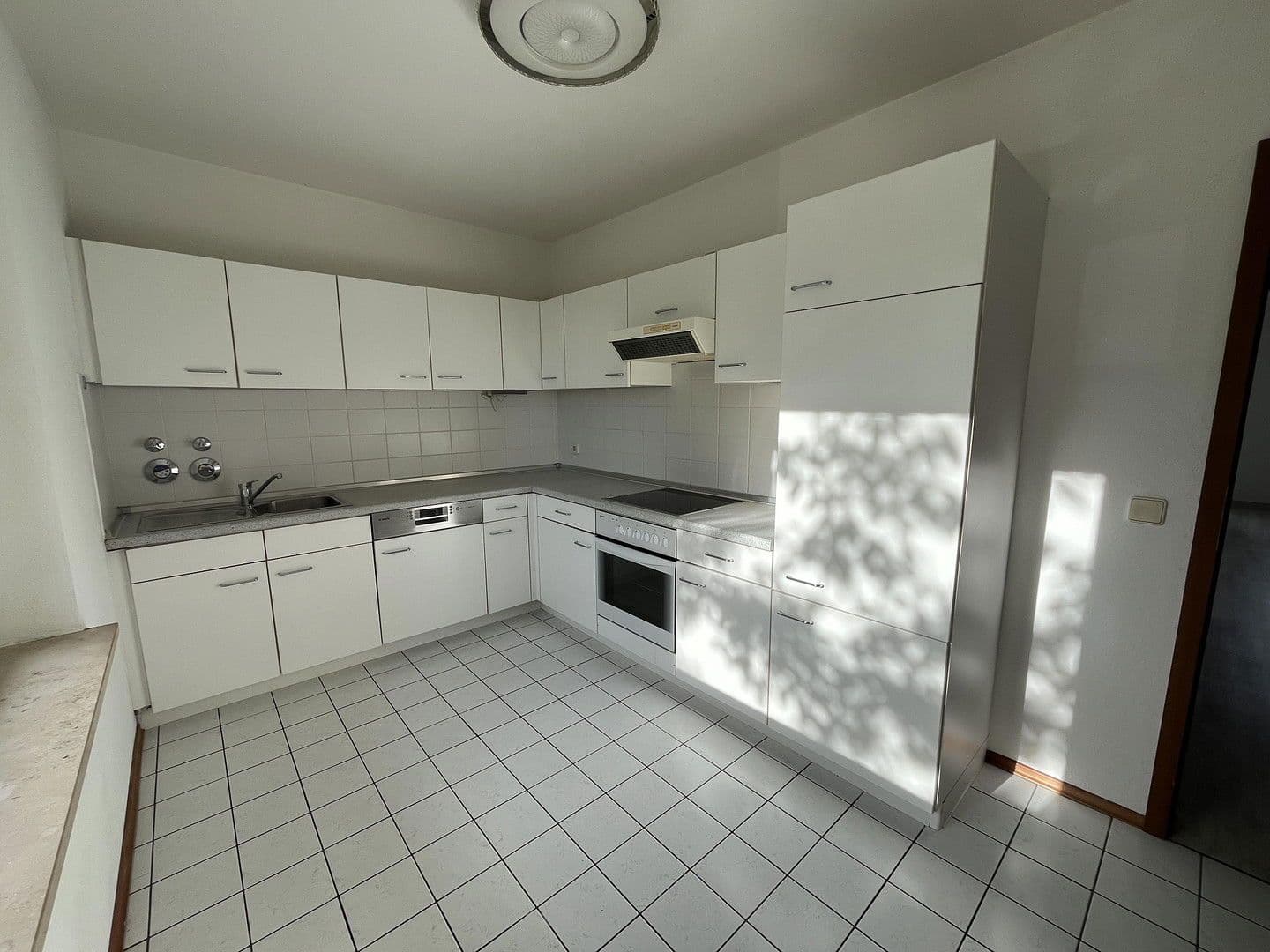 Prodej bytu 2+1 57 m², Ulzburger Str 142, Norderstedt, Šlesvicko-Holštýnsko Prodej bytu 2+1 57 m², Ulzburger Str 142, Norderstedt, Šlesvicko-Holštýnsko